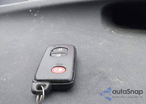 2015 Toyota Prius Three из США, поврежденный, VIN JTDKN3DU5F0460868